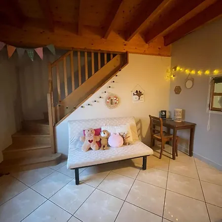 La Maison De La Colline Dom wakacyjny Valzergues